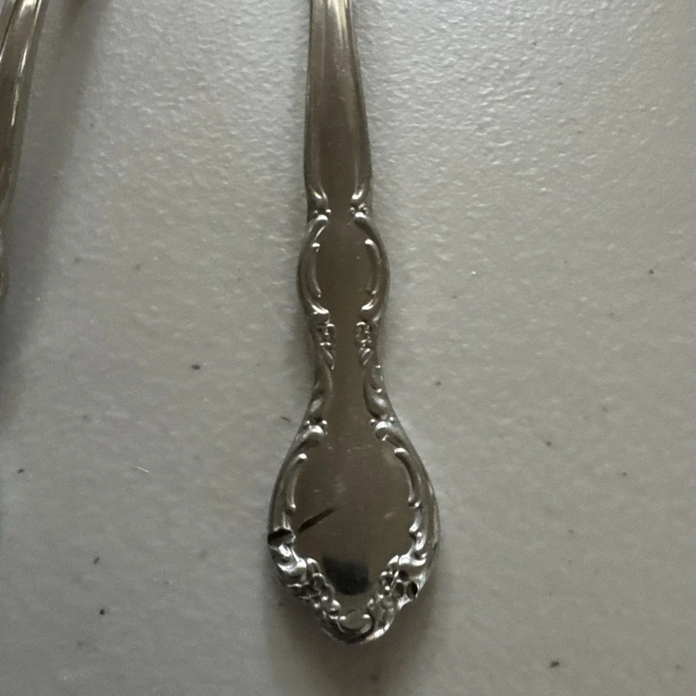 International‎ Silver Rogers Royal Manor Stainless Flatware Set Of 19